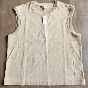 NWT Banana Republic tank top size Medium.